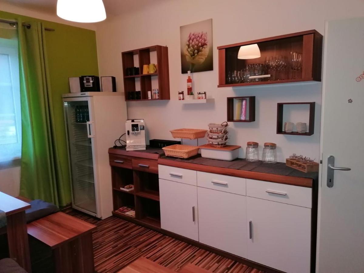Gaestehaus Ruinenblick Bed and Breakfast Spitz an der Donau Exteriör bild